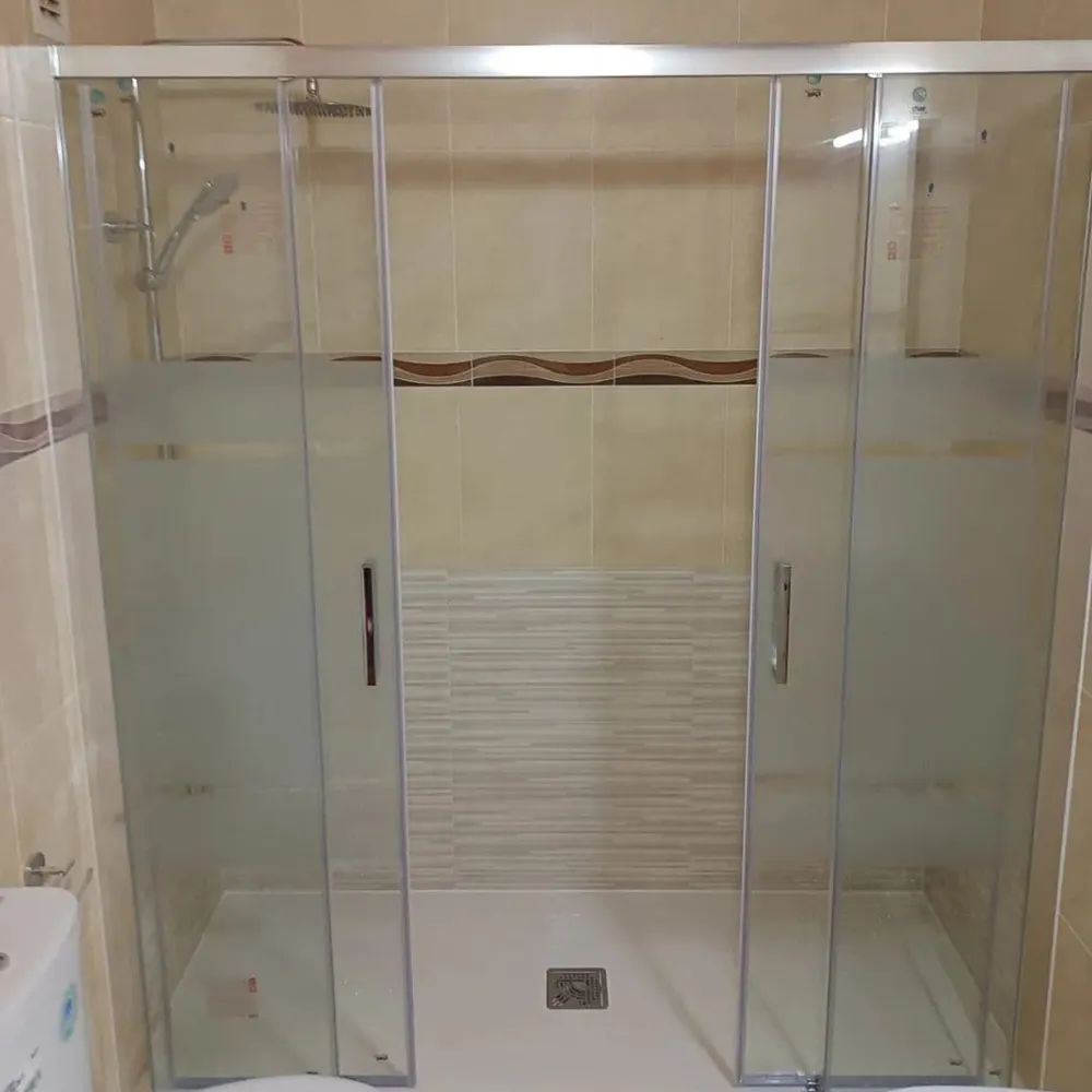Bañera cambiada por pie de ducha en Guadalajara